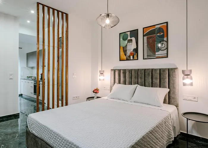 Place To Be Athens Apartment